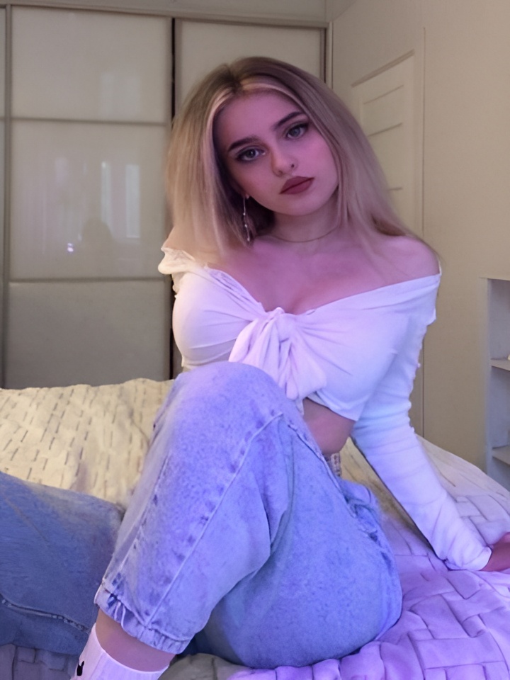 Роксана привлекальеная девушка из Коврова цена от 5000 руб