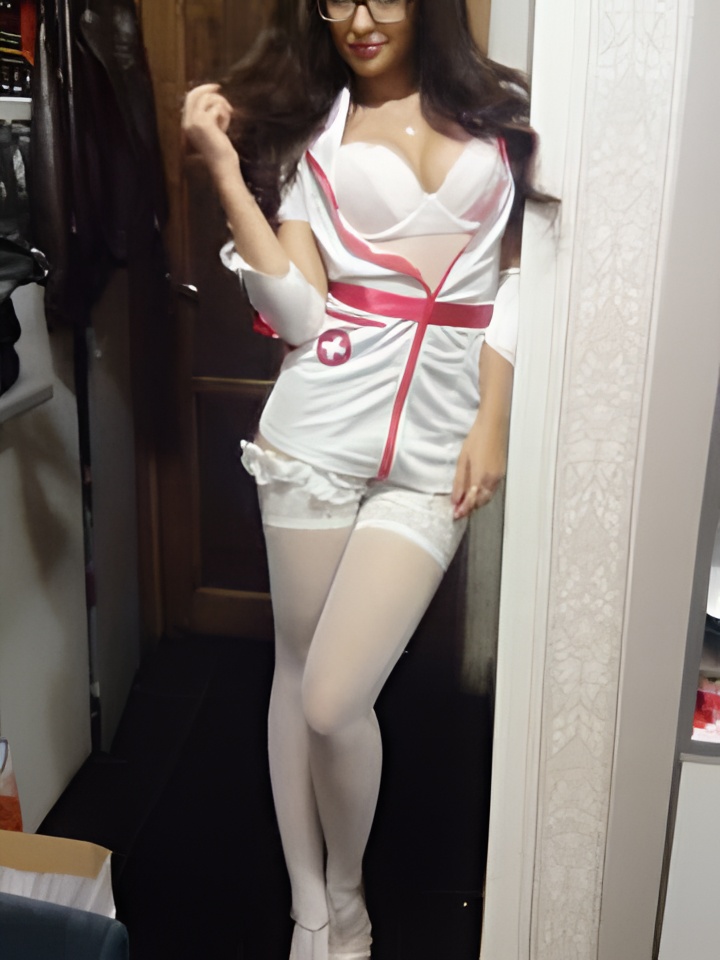 Викторина привлекальеная девушка из Коврова цена от 10000 руб