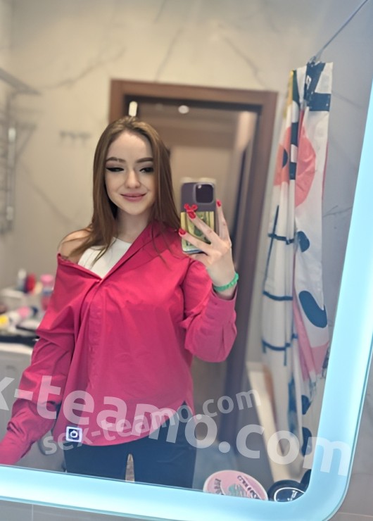 Арина привлекательная девушка из Коврова цена от 2000 руб
